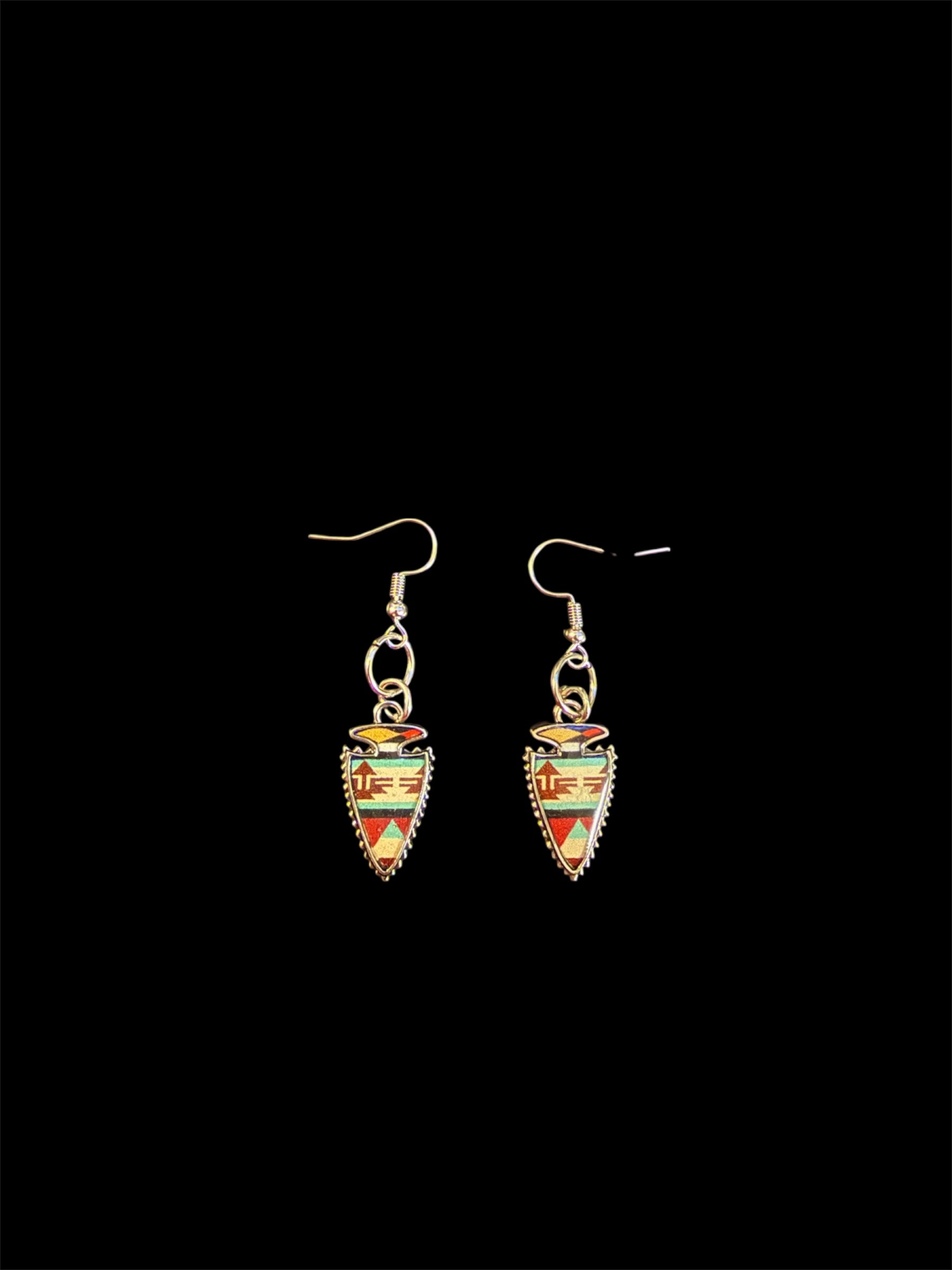 Light Brown/ Brown Arrowhead Dangle